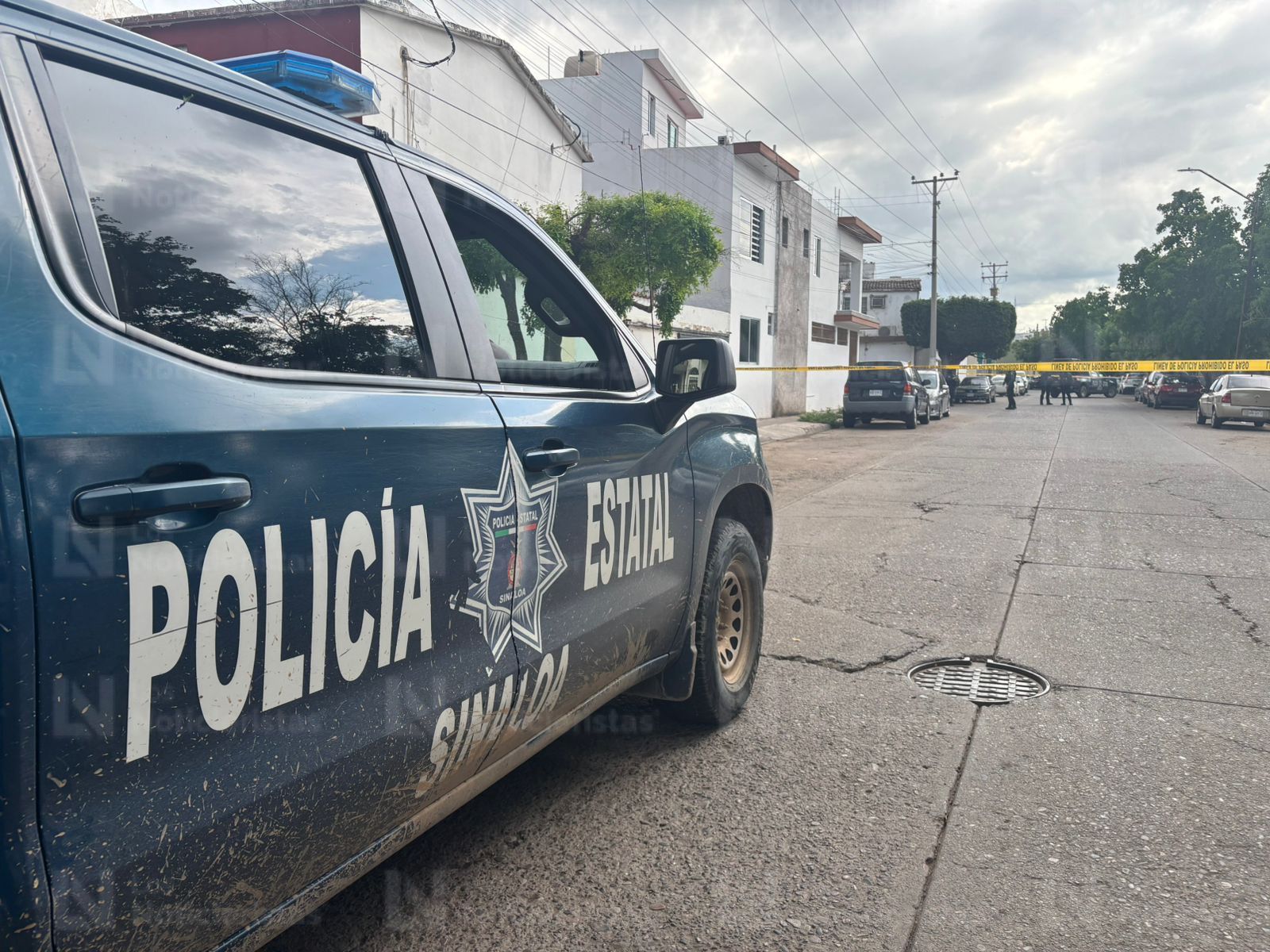 Ejecutan a balazos a un joven frente a parque deportivo en Infonavit Solidaridad en Culiacán