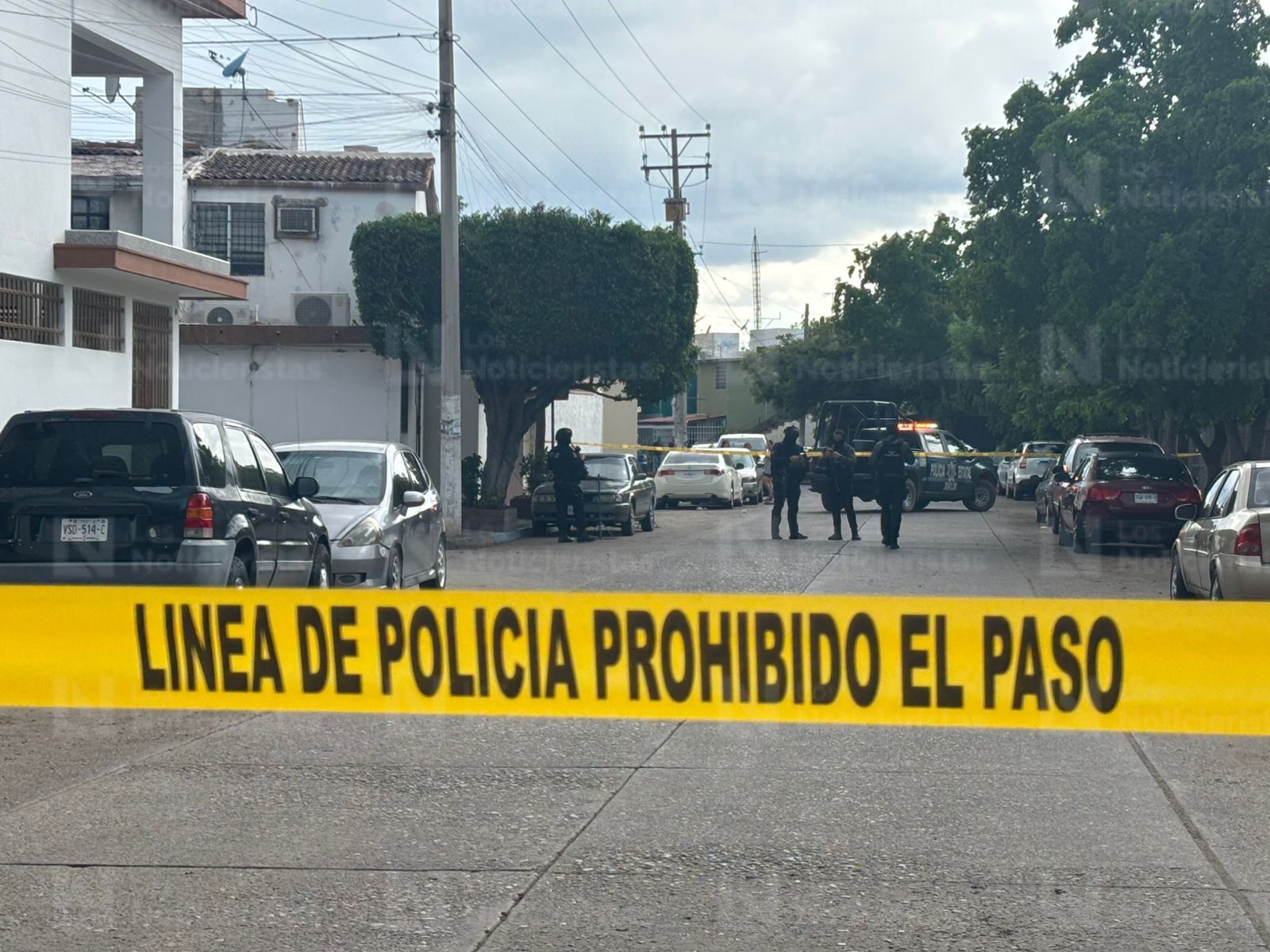 Ejecutan a balazos a un joven frente a parque deportivo en Infonavit Solidaridad en Culiacán