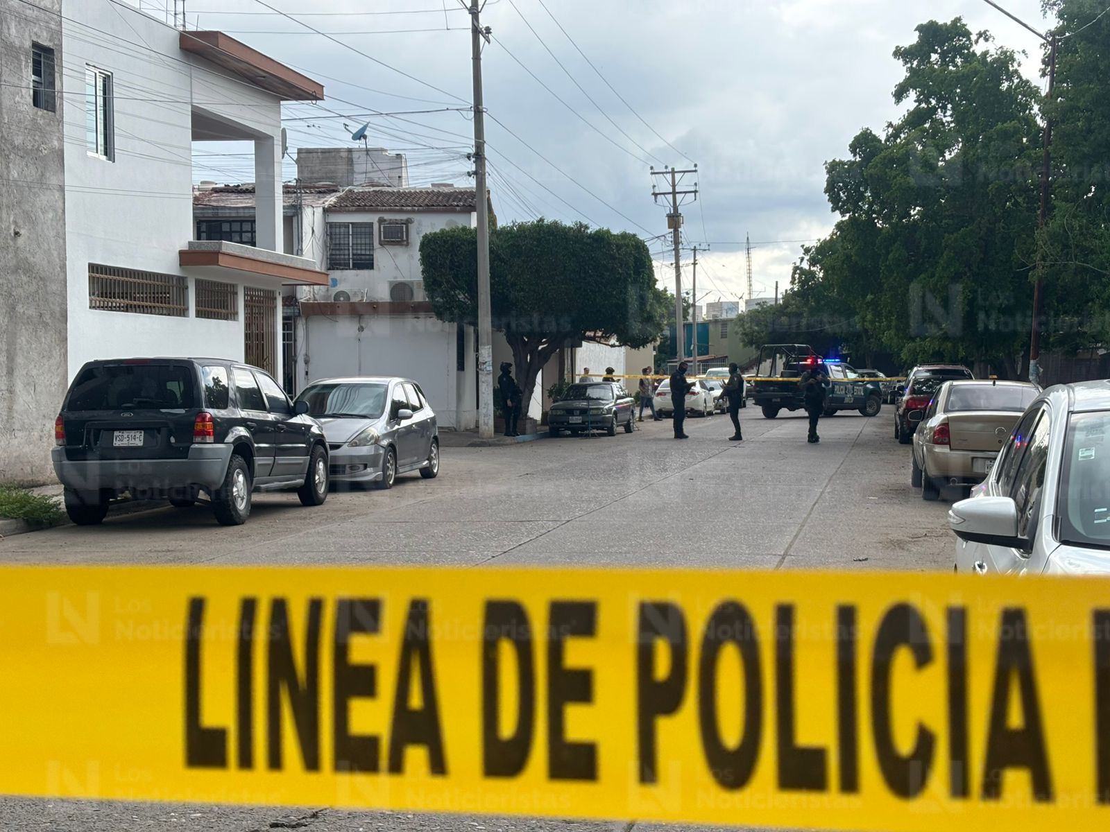Ejecutan a balazos a un joven frente a parque deportivo en Infonavit Solidaridad en Culiacán