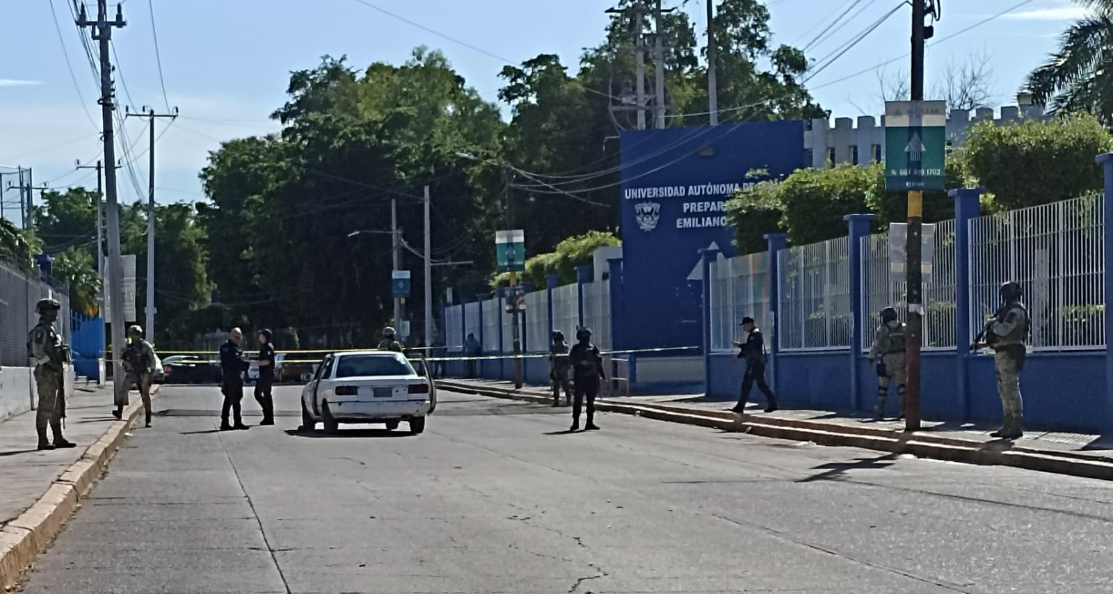 Ejecutan a policia estatal afuera de preparatoria de la UAS 3