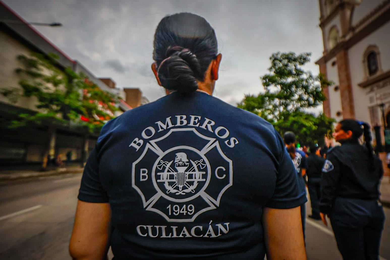 En su día, bomberos agradecen a Dios por un año más de vida prestando sus servicios