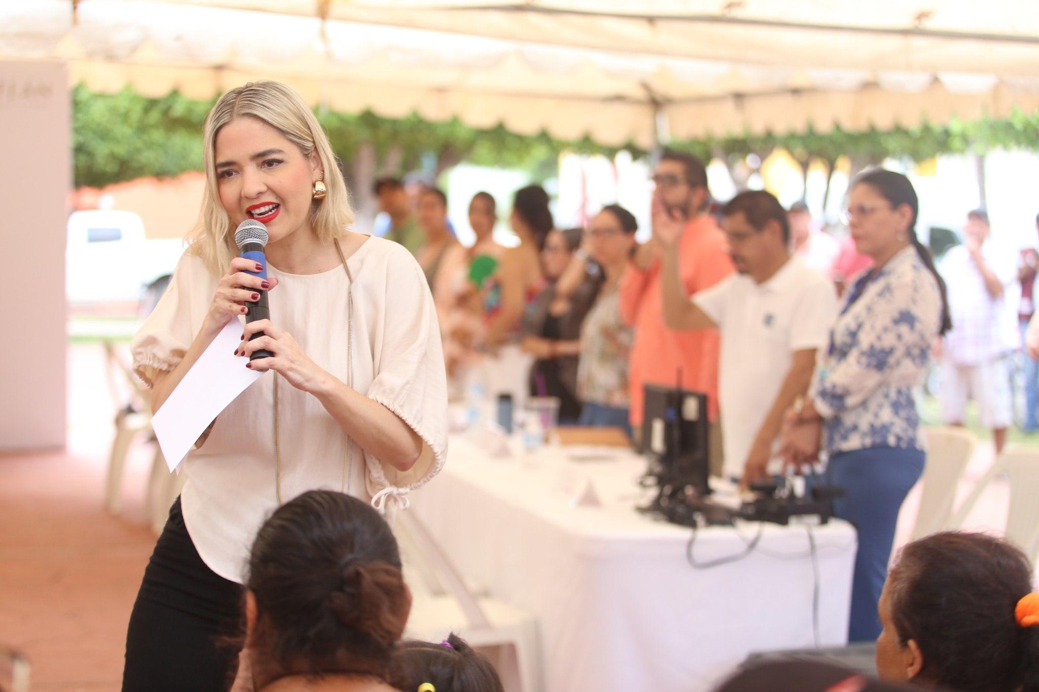 Estrella Palacios Dominguez, alcaldesa de Mazatlán en Contigo Mazatlán