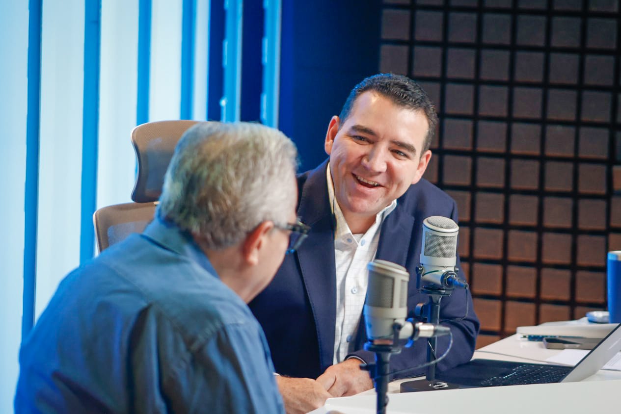 Gobernador Rubén Rocha Moya en Los Noticieristas