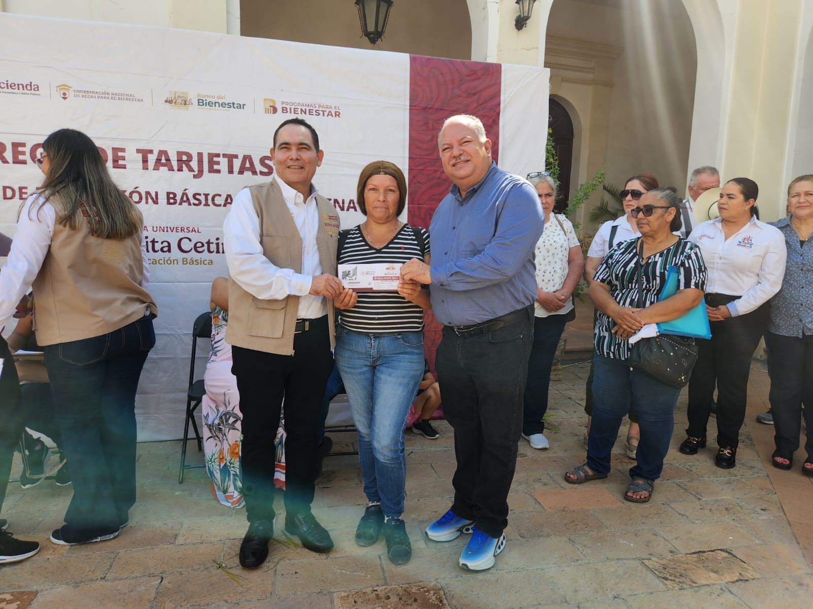 Instalan centro de atención de Becas para el Bienestar en Sinaloa