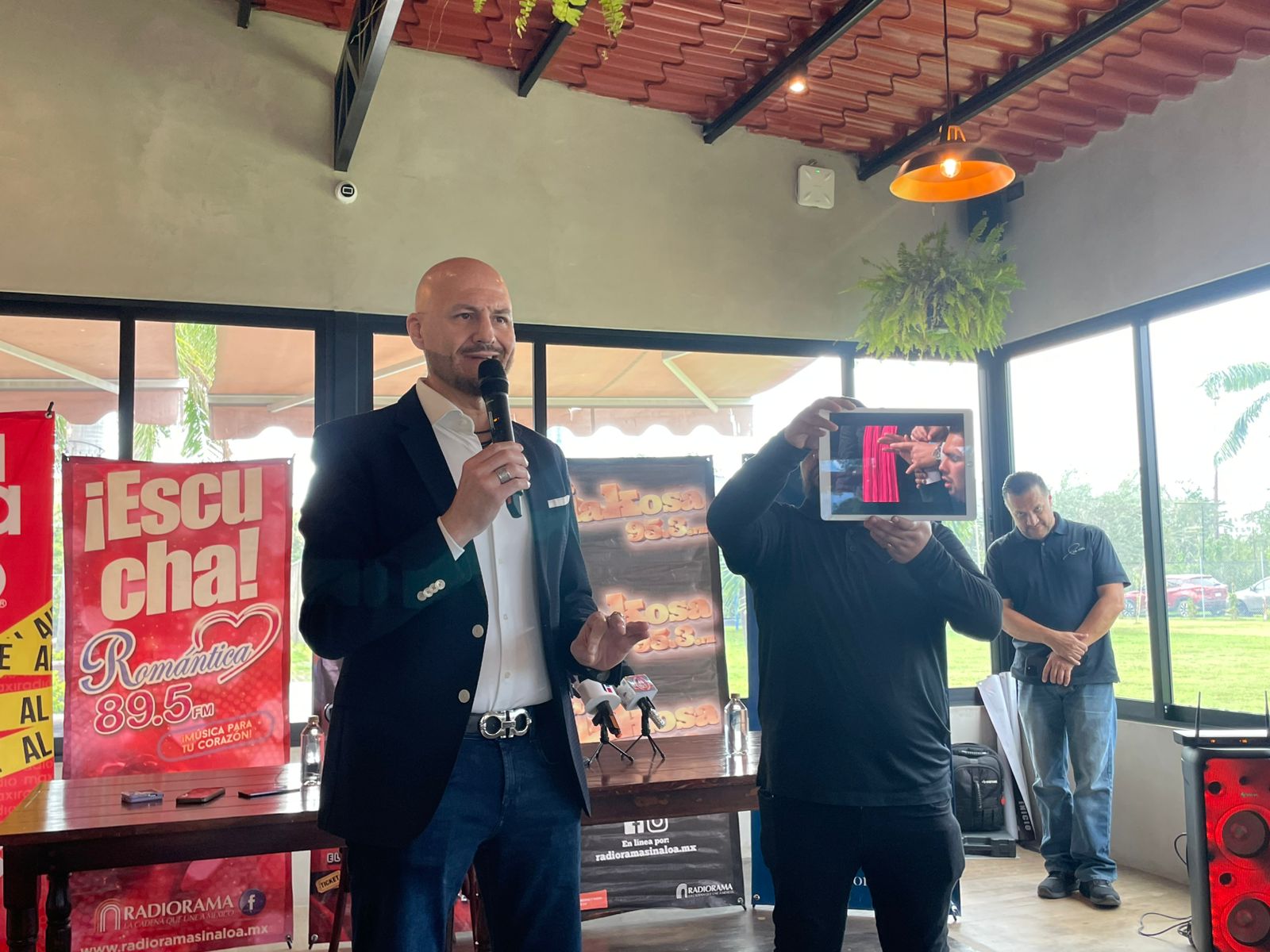 John Milton anuncia más fechas en Culiacán