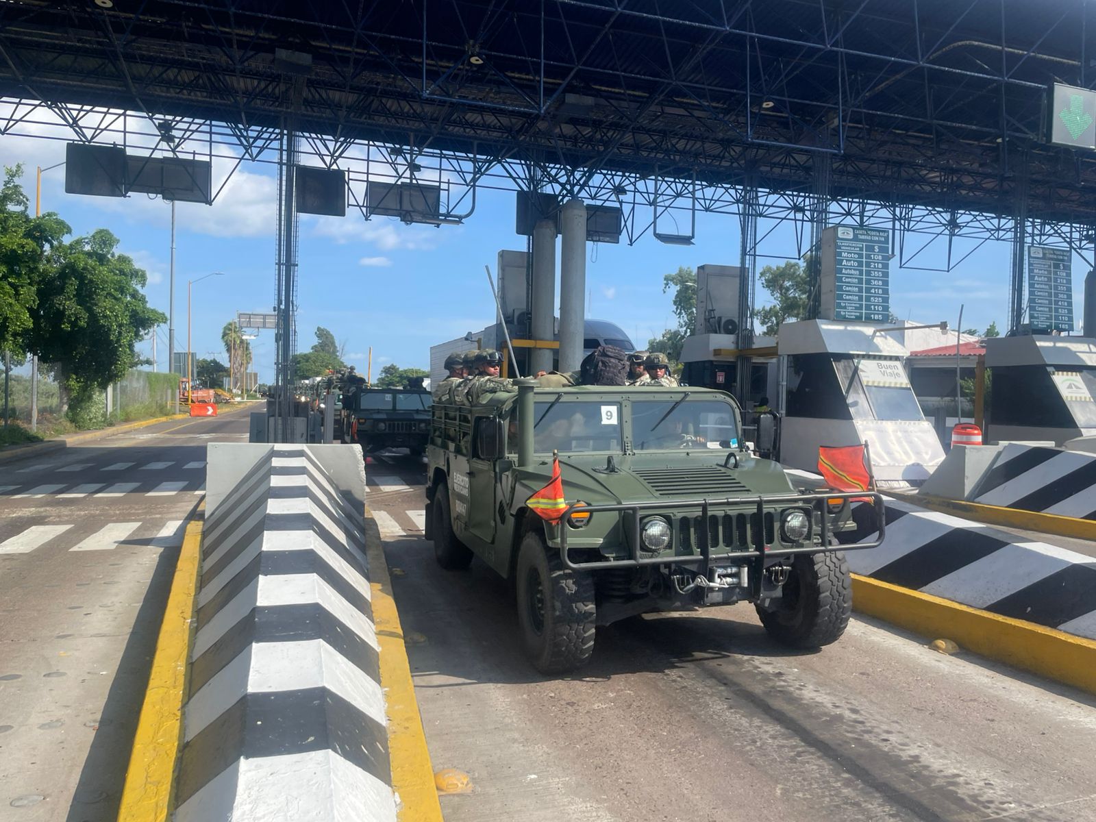 Llegan más militares a Sinaloa