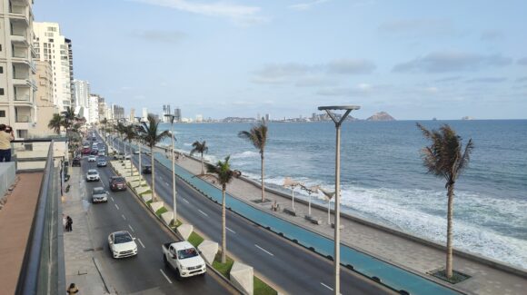 No se pretende poner Bahía San Félix al Malecón, sino a la playa de Valentino’s a Playa Norte: Manguart Sánchez