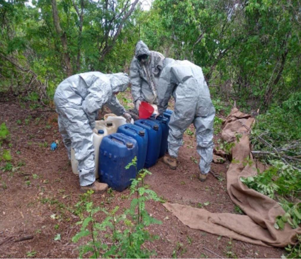 Militares destruyen material y un narcolaboratorio en Culiacán