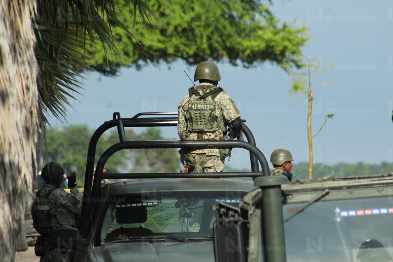 Militares