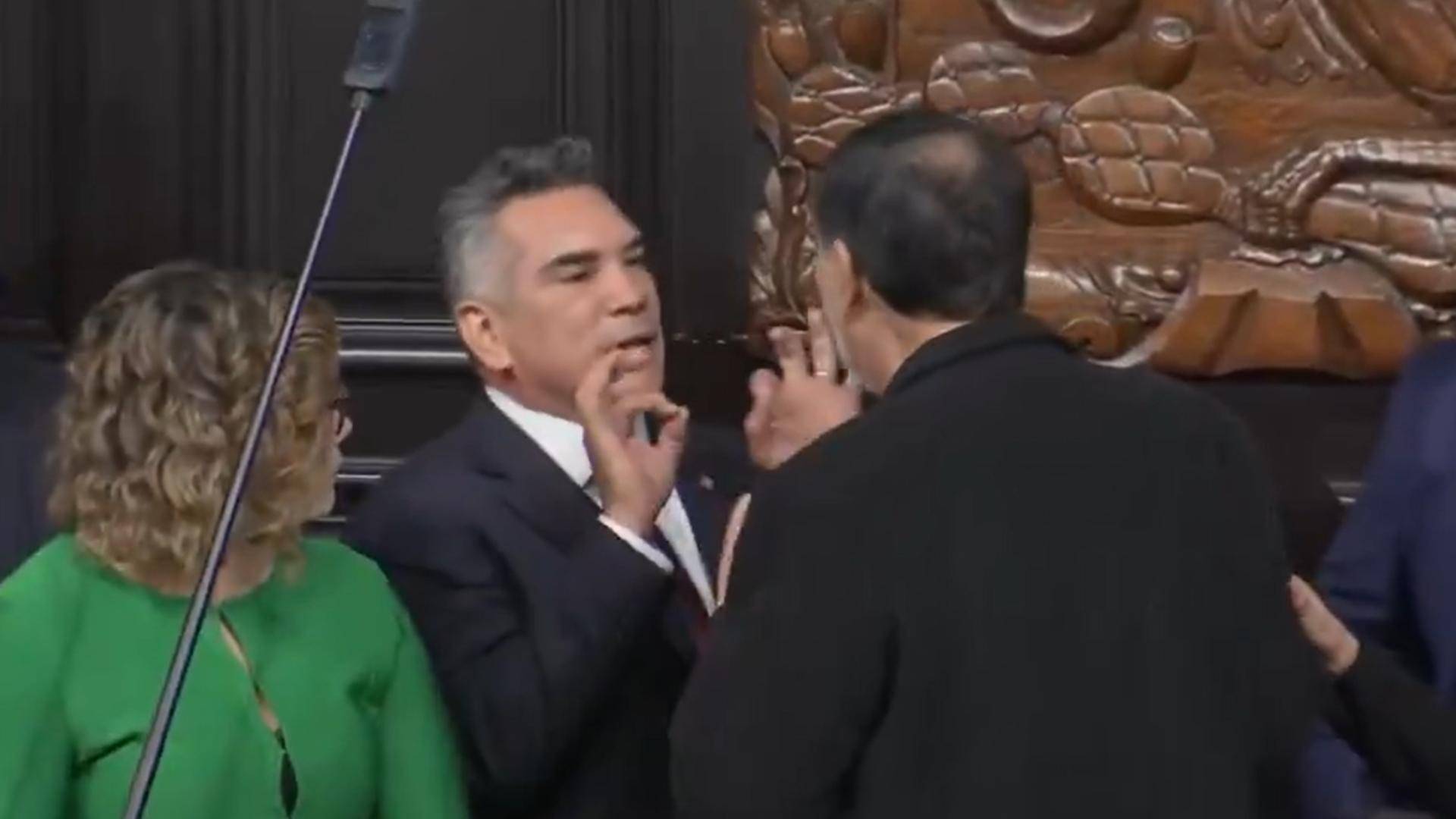 Noroña y “Alito” se enfrentan