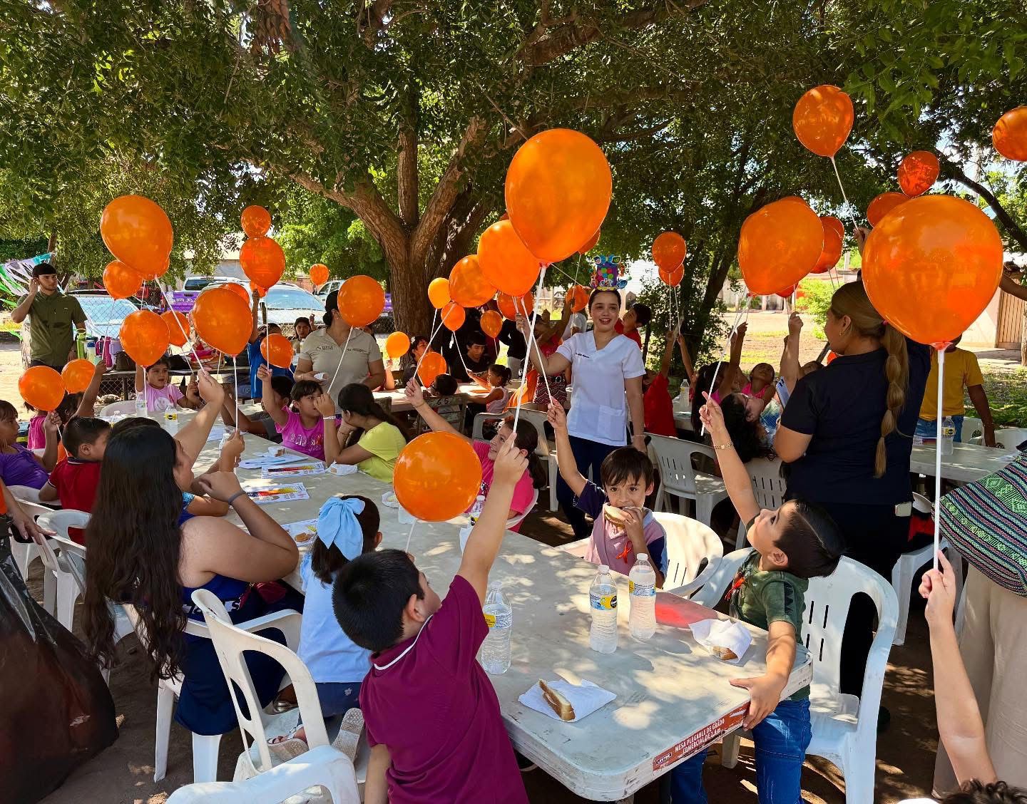 Ofrecen a niños indígenas de San Luciano Angostura un verano a la Yeremmaka