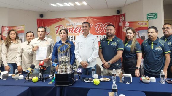 Presentan la Liga de Softbol Femenil “DR Daniela Romero” en Ahome