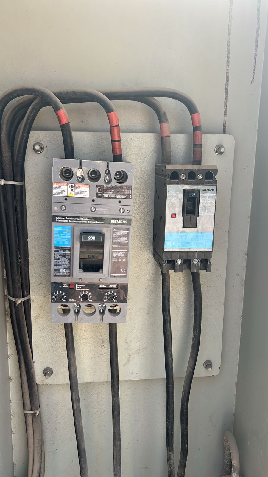 Problemas eléctricos en secundaria de Mazatlán