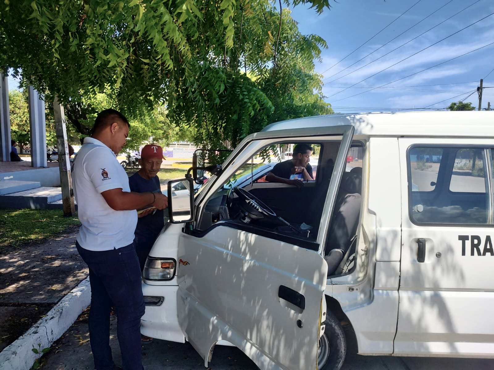 Revisión de VyT al transporte escolar