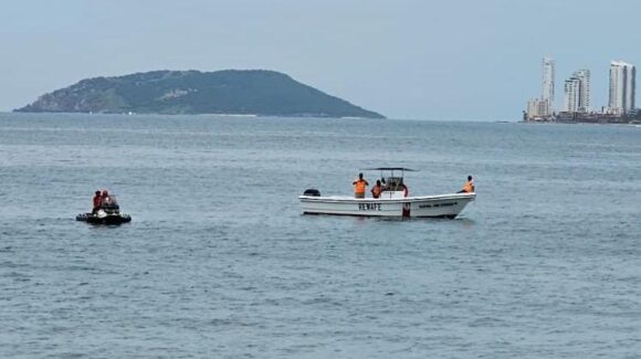 Realizan estudios de buceo en Playa Norte para evaluar seguridad turística en Mazatlán