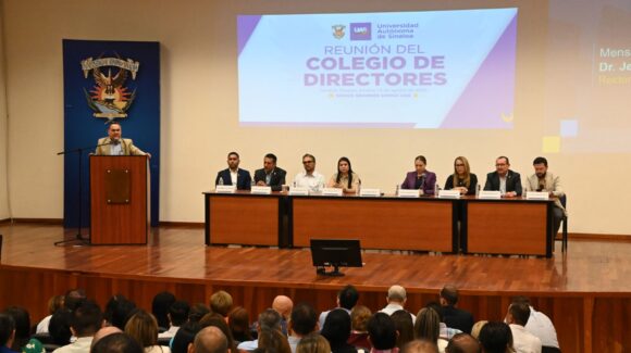 Rector Jesús Madueña Molina se reúne con el Colegio de Directores; iniciando la ruta para una reingeniería integral en la Universidad