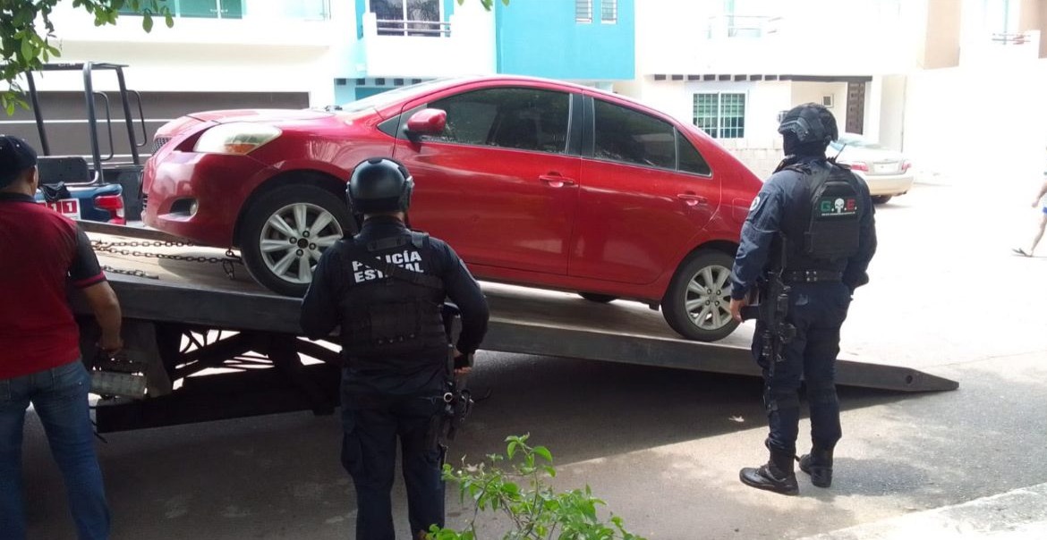 Recuperan 2 vehículos con reporte de robo en Culiacán
