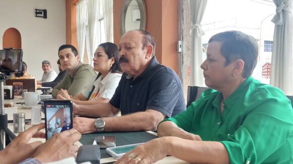 Se plantarán ciudadanos afuera del hospital IMSS Bienestar para exigir explicaciones a las autoridades