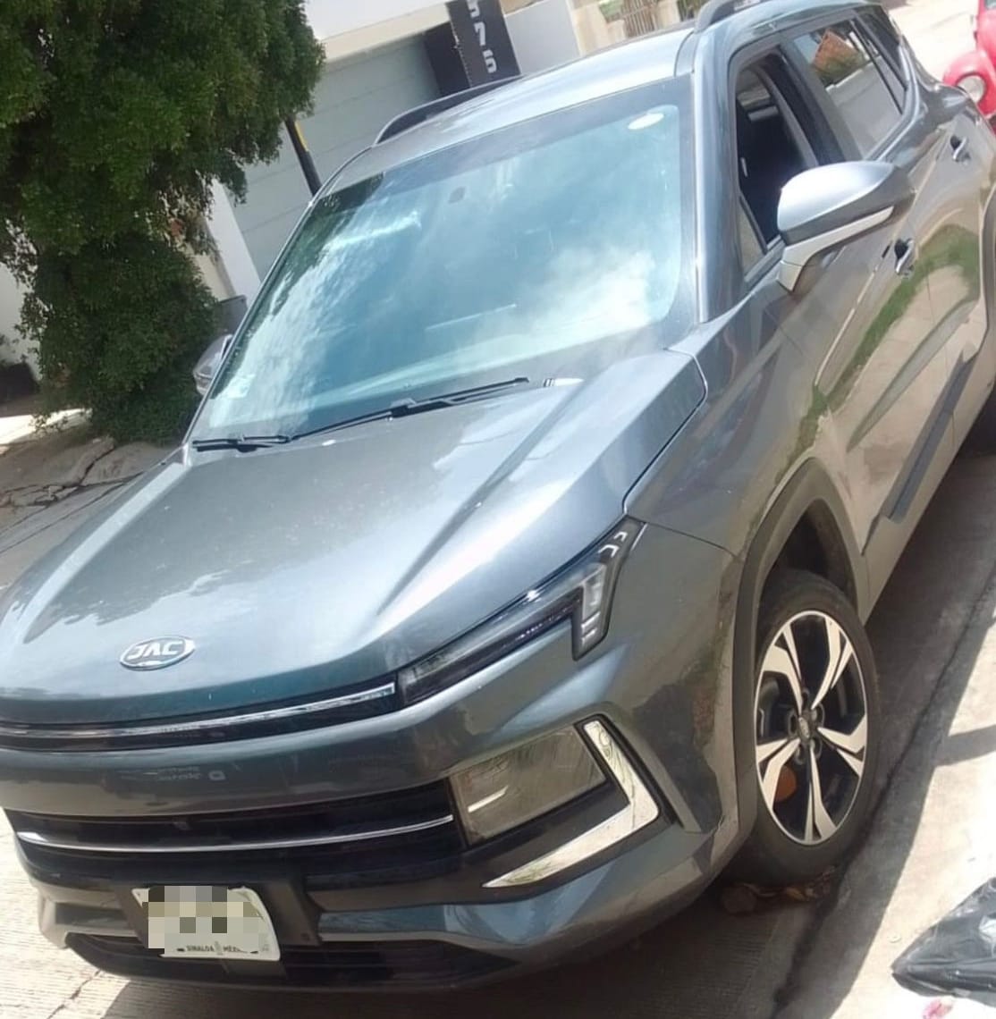 Son 5 carros y una moto, lo recuperado en distintos operativos al norte de Culiacán