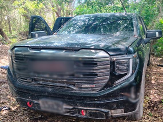 Sujeto es detenido con armas y vehículos durante operativo en Elota