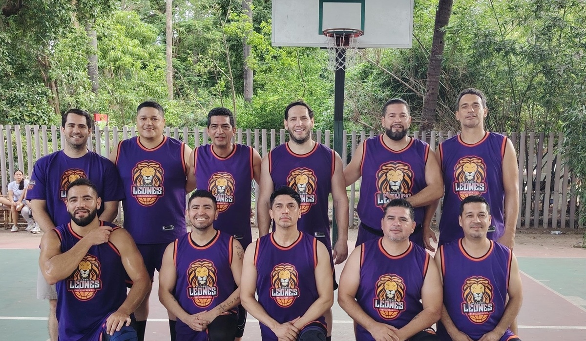 Academia Leones es tricampeón de la Liga Oficial de Baloncesto de Veteranos