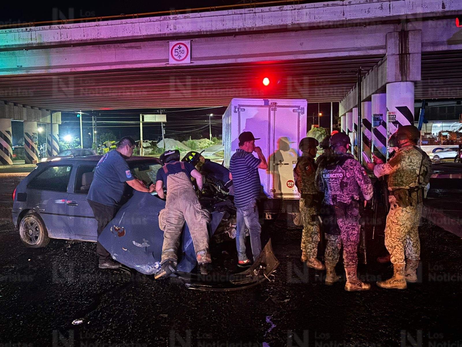 Accidente de tránsito deja dos heridos al sur de Culiacán