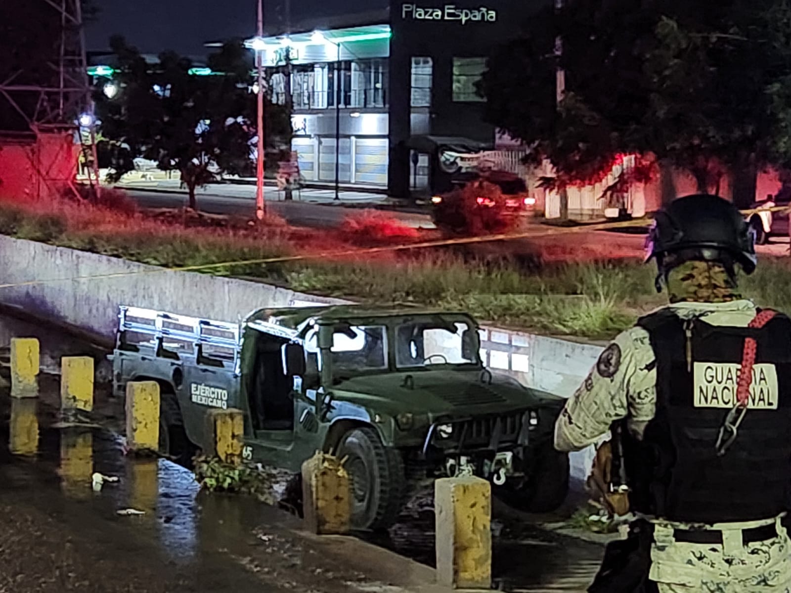 Militares se accidentan en sector Barrancos de Culiacán