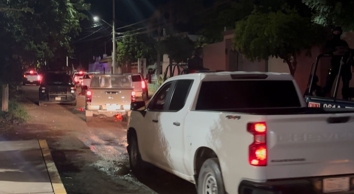 Arriban agentes y peritos de la FGR a salón sitiado en Loma de Rodriguera