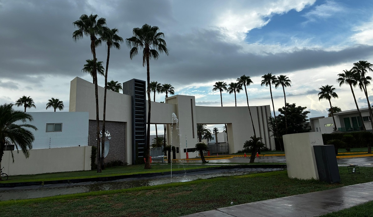 Albañil muere electrocutado en obra en una privada de Los Mochis