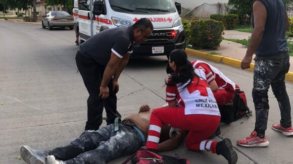 Albañil resulta lesionado tras accidente de tránsito en Culiacán