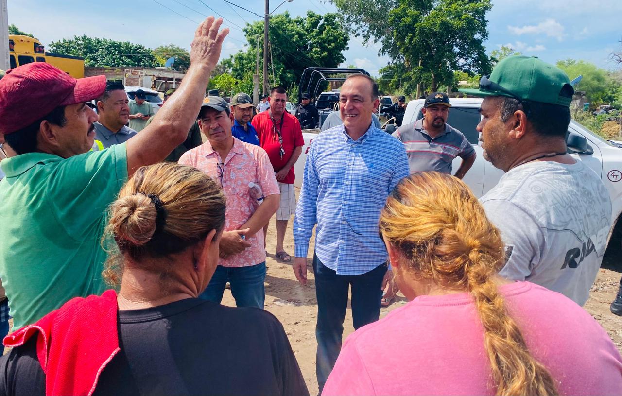 alcalde de ahome apoya a afectados por inundaciones