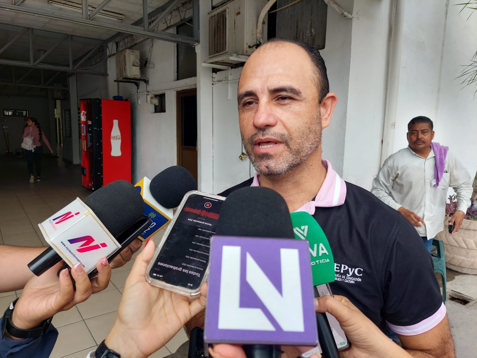 Alejandro Brito Acuna, jefe de los Servicios Regionales de la Secretaría de Educación Pública y Cultura