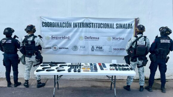 ¡Había una carabina! Aseguran armas, radios y hasta internet tras esculque en el Penal de Aguaruto, Culiacán este viernes