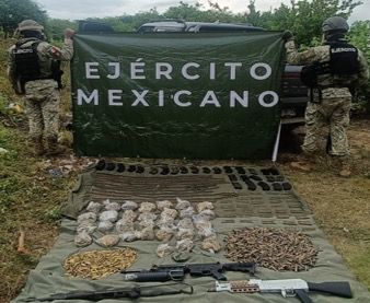 aseguran arsenal en san ignacio
