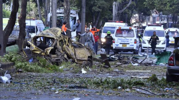 Doble atentado en Colombia deja 18 muertos y más de 70 heridos