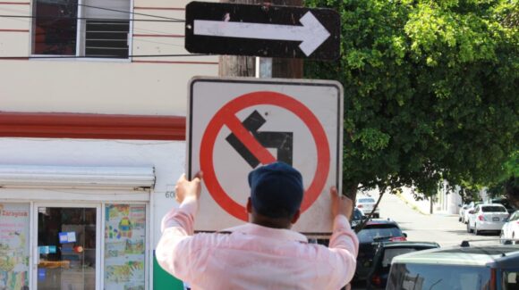 ¡Atención Mazatlán! Avenida Zaragoza que dirige a Paseo Claussen cambia de sentido