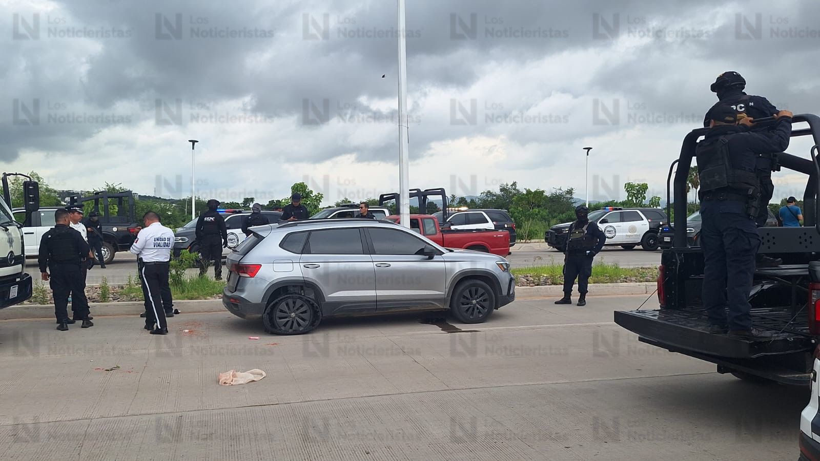 Aseguran una camioneta tras balacer al norte de Culiacán