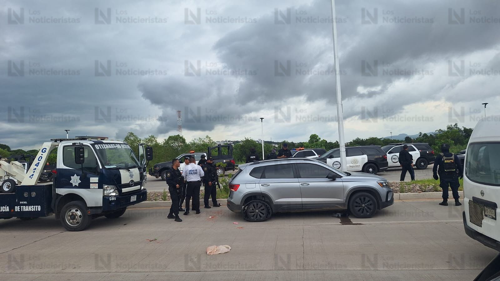 Aseguran una camioneta tras balacer al norte de Culiacán