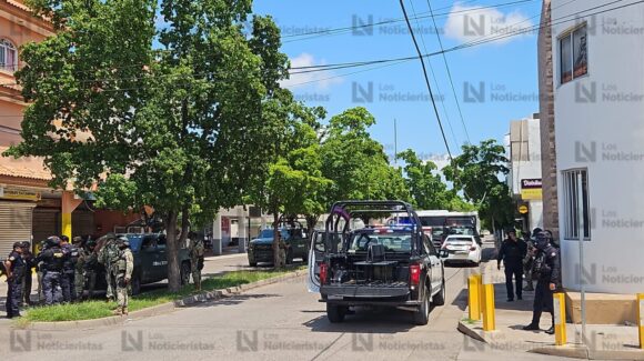 Atacan a balazos a encargado de expendio de cerveza en Culiacán