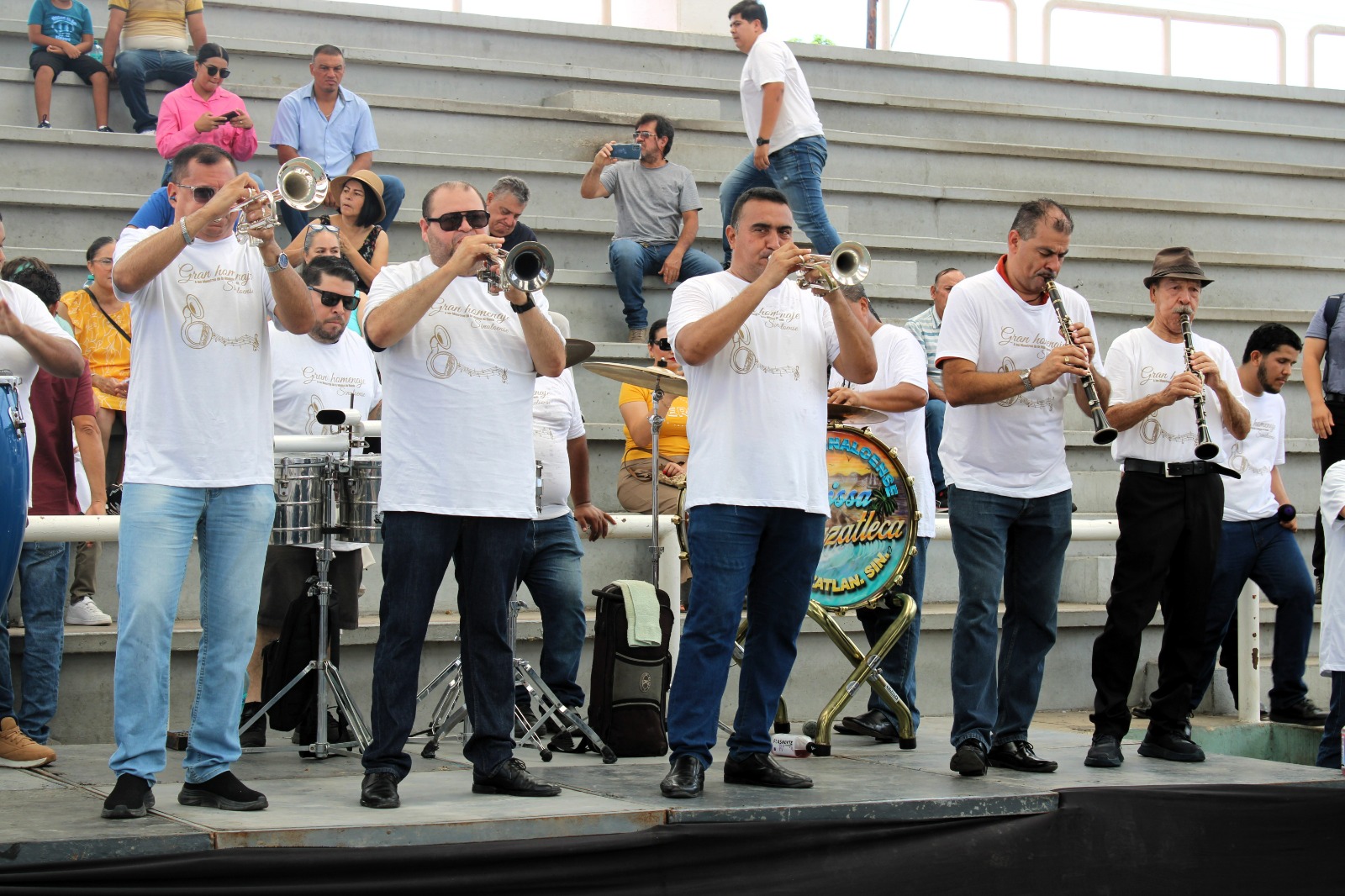 Homenaje a Julio Preciado