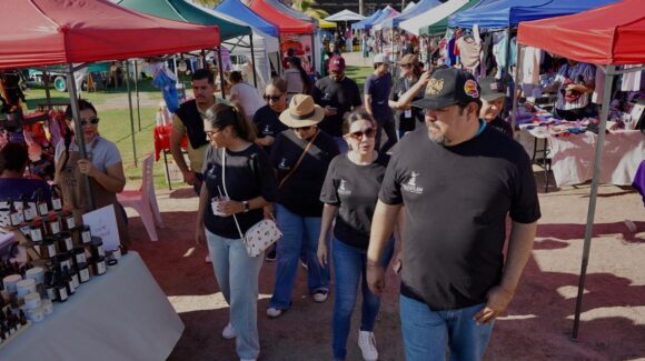 Con 80 emprendedores, realizan el bazar gratuito “Sabe a Mazatlán”