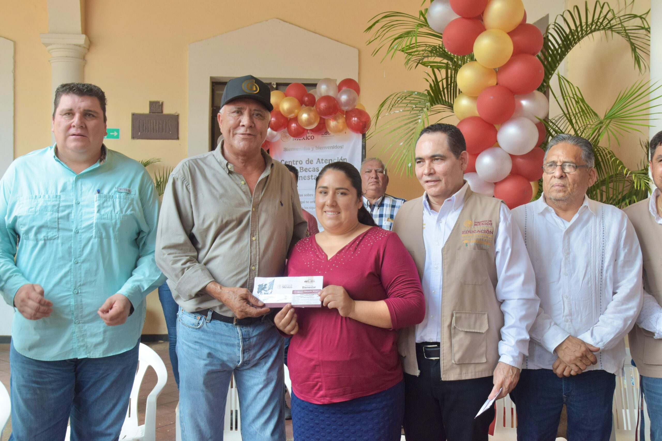 Becas para el Bienestar en El Fuerte