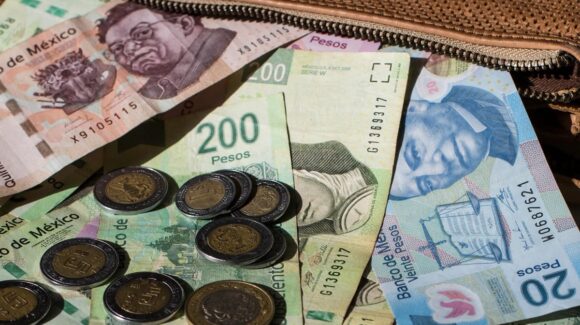¡Se van! Banxico comienza el retiro de circulación de billetes y monedas ¿Cuáles son?