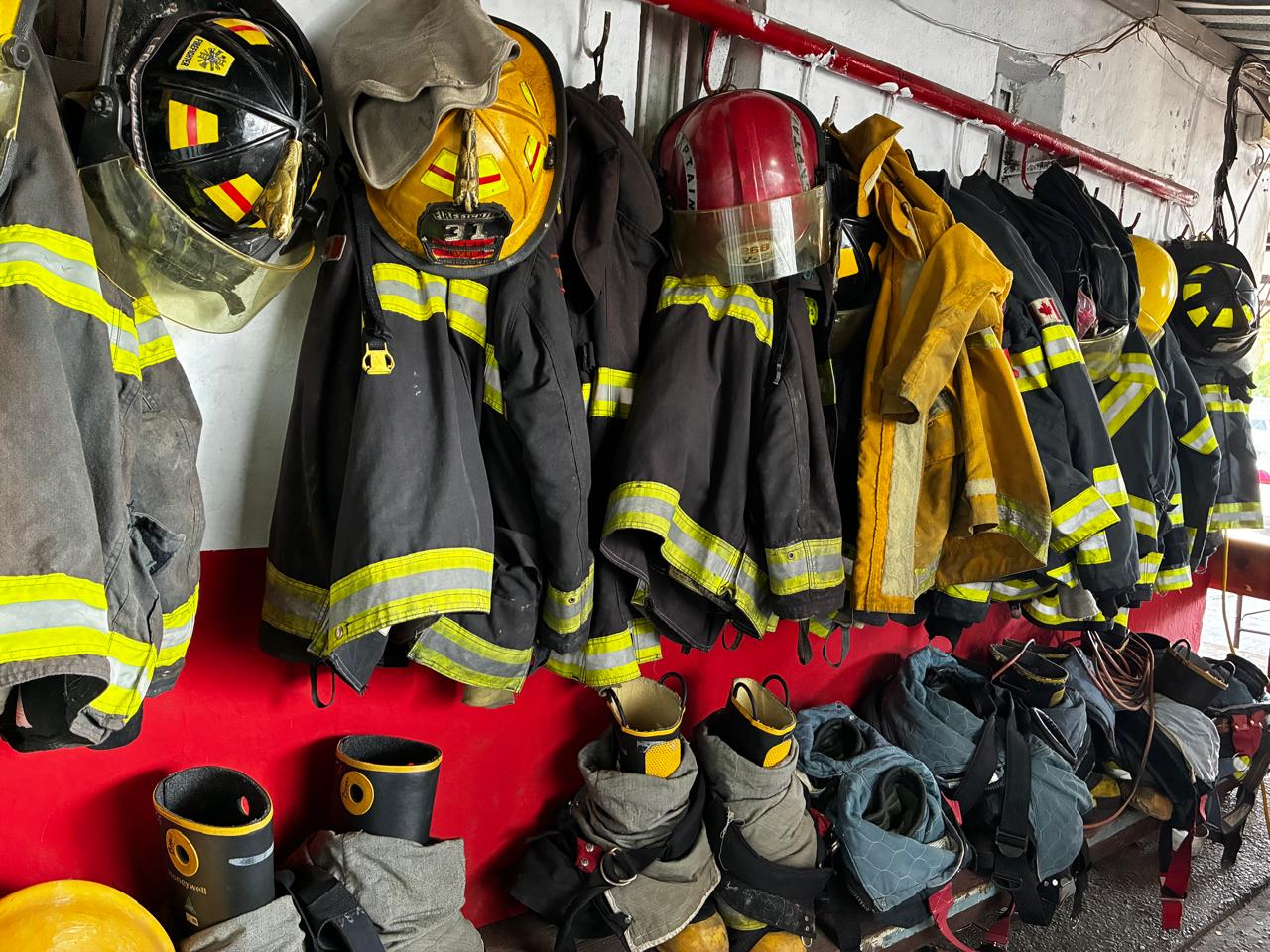 Equipamiento de Bomberos Veteranos en Mazatlán