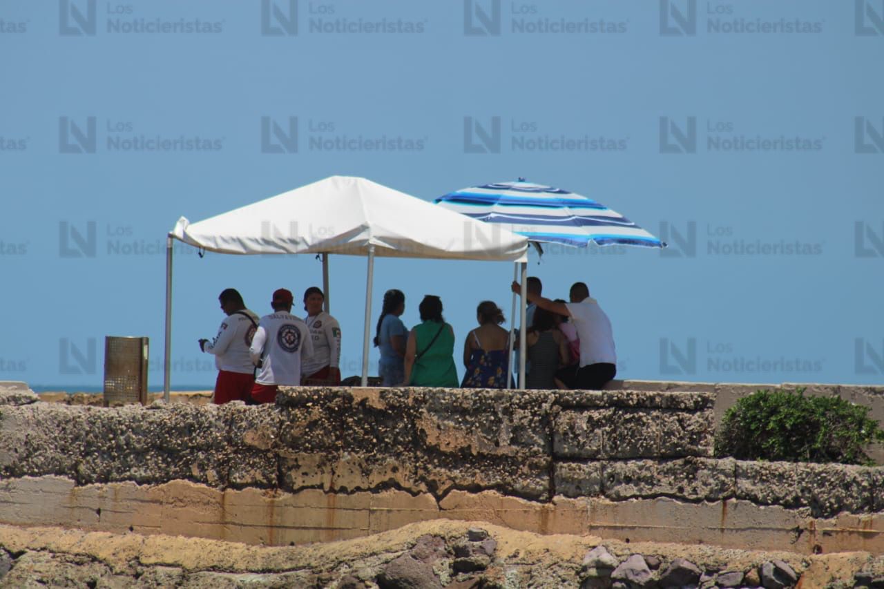 Buscan a joven desaparecido en playa de Mazatlán