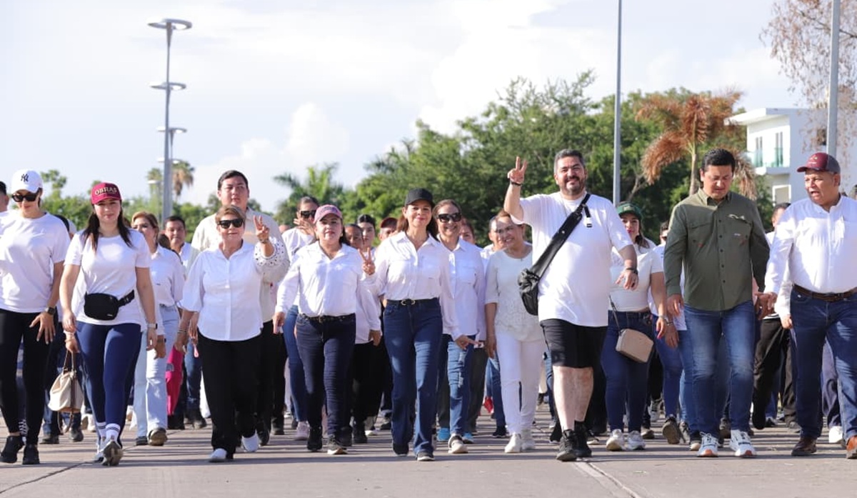 Caminata en Guasave por el Día del Peatón