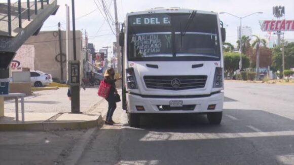 ¿Te quitaron los 50 centavos? Llaman a usuarios y estudiantes a evidenciar el ‘robo fantasma’ de camioneros en Mazatlán