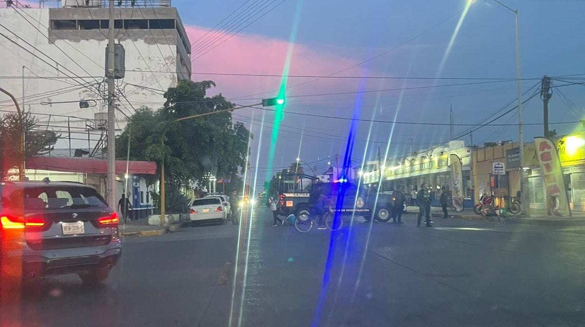 Localizan camioneta de maestro asesinado en Los Mochis