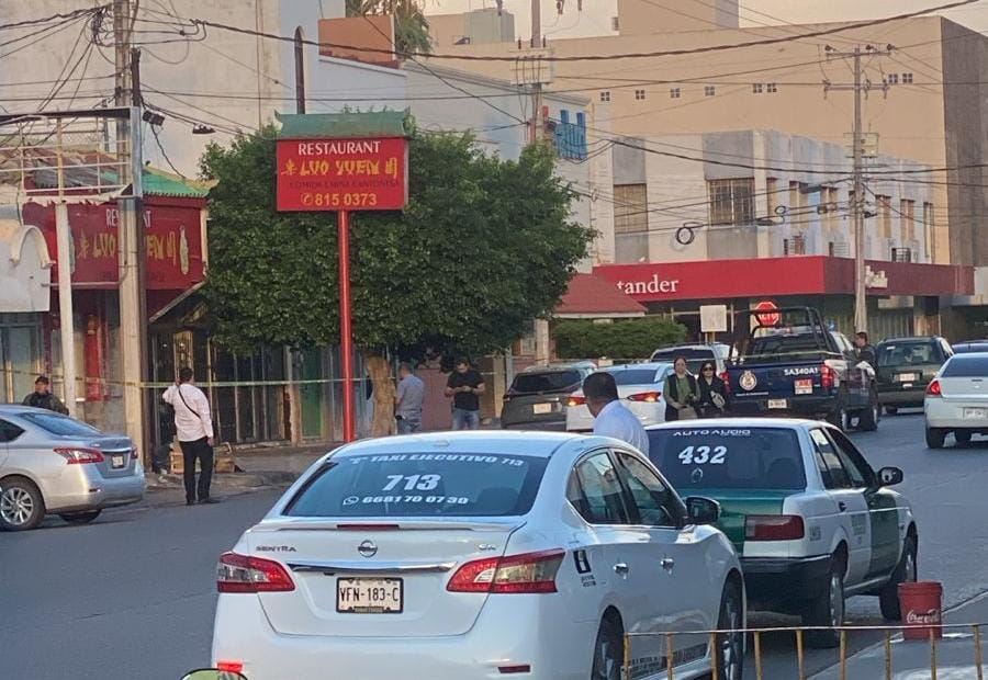 Localizan camioneta de maestro asesinado en Los Mochis