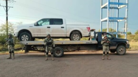 Caen dos autos robados en operativos en Culiacán y Navolato